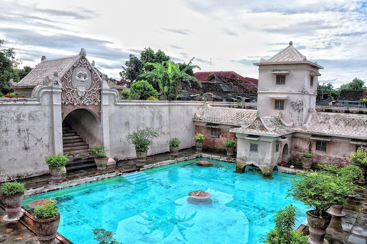 La Javanaise Home Stay Malioboro Yogyakarta Exterior photo
