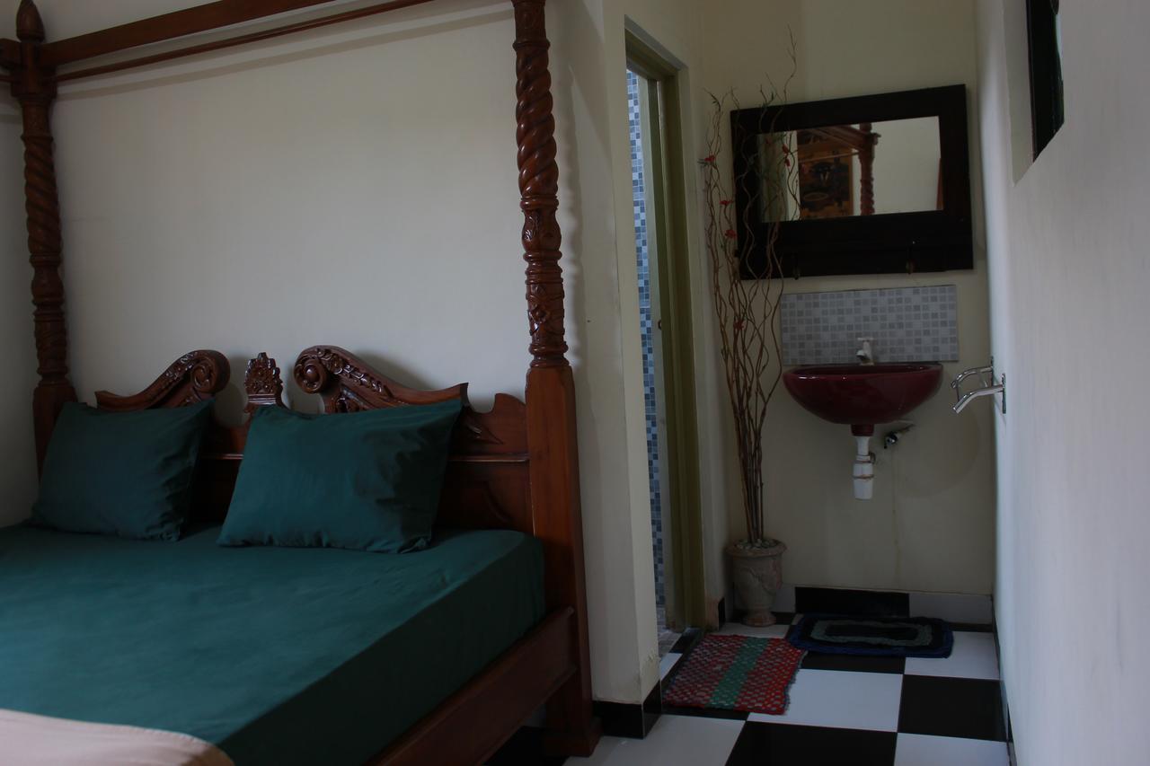 La Javanaise Home Stay Malioboro Yogyakarta Exterior photo