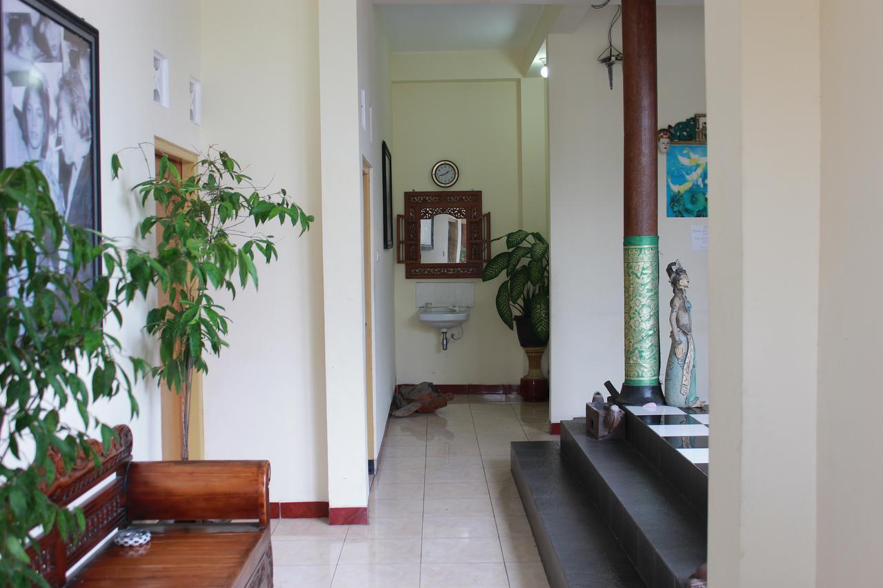La Javanaise Home Stay Malioboro Yogyakarta Exterior photo